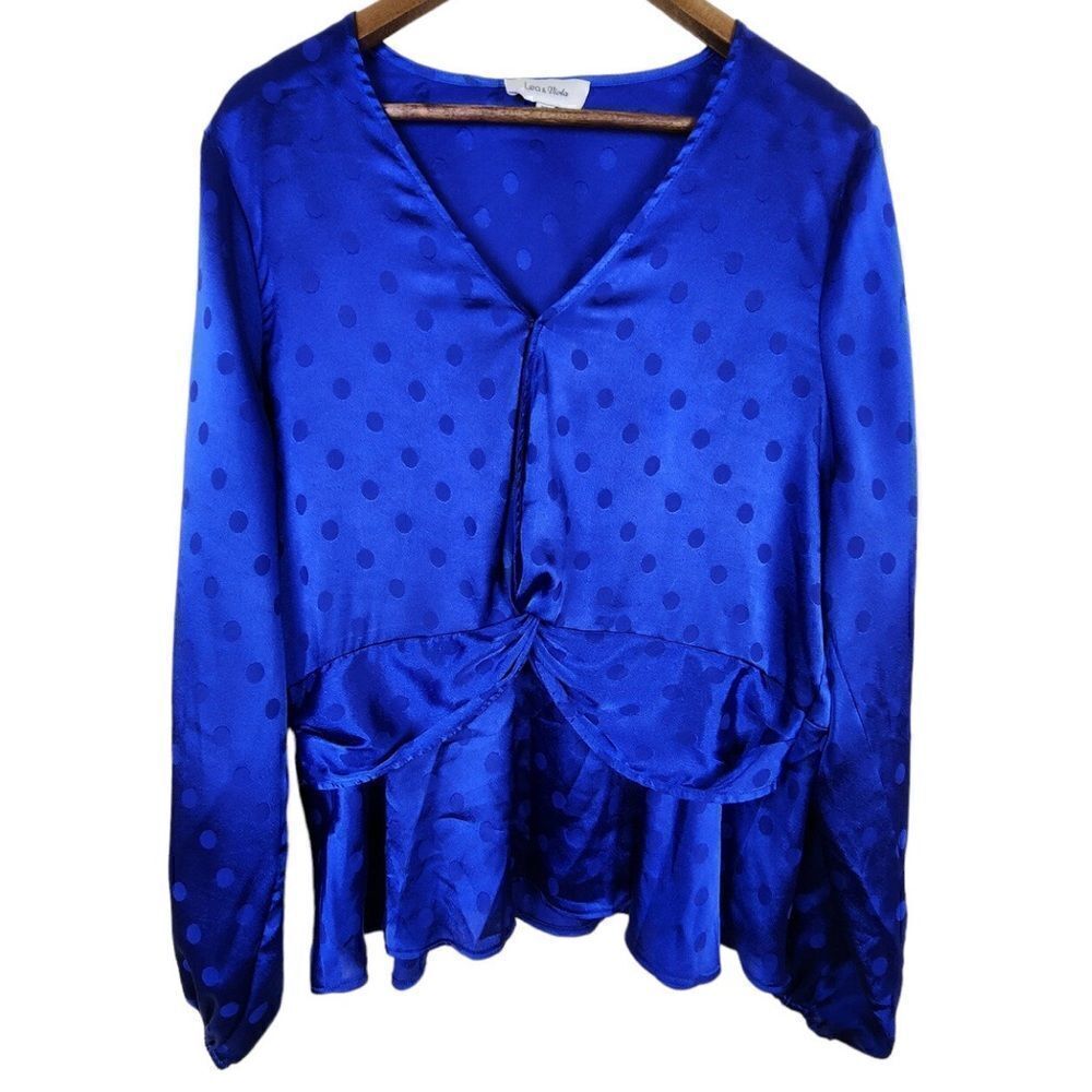 Lea And Viola Women's Electric Blue Long Sleeve
Blouse Size Medium